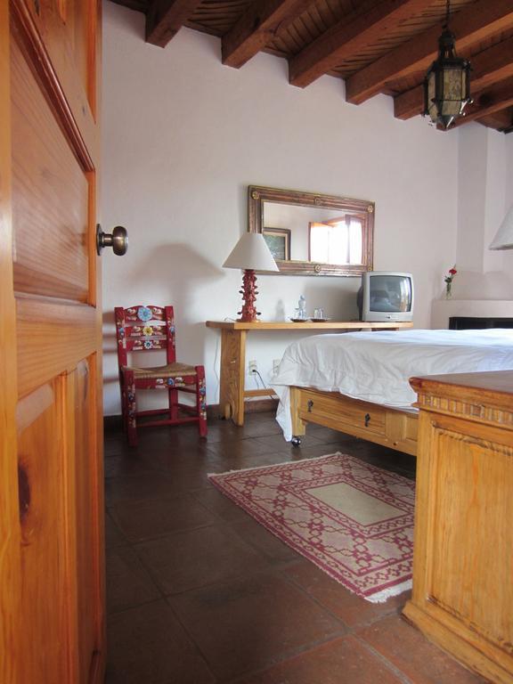 Hotel Estancia De La Era B&B Pátzcuaro Camera foto
