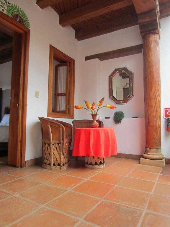 Hotel Estancia De La Era B&B Pátzcuaro Camera foto
